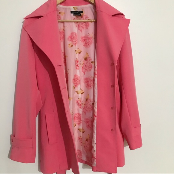 Atmosphere pink jacket 💕 - Picture 2 of 7